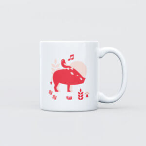 Mug 'Arthur Rimbaud & Sanglier', un design qui rend hommage à la fois au poète légendaire des Ardennes et à l'iconique sanglier, symbole de la faune locale. Parfait pour les amoureux de la littérature et de la nature.