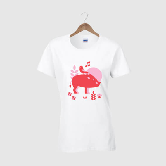 T-shirt femme blanc imprimé sanglier design et symbole Ardennes, de vilains-voisins imprimerie et studio de design graphique à Rethel